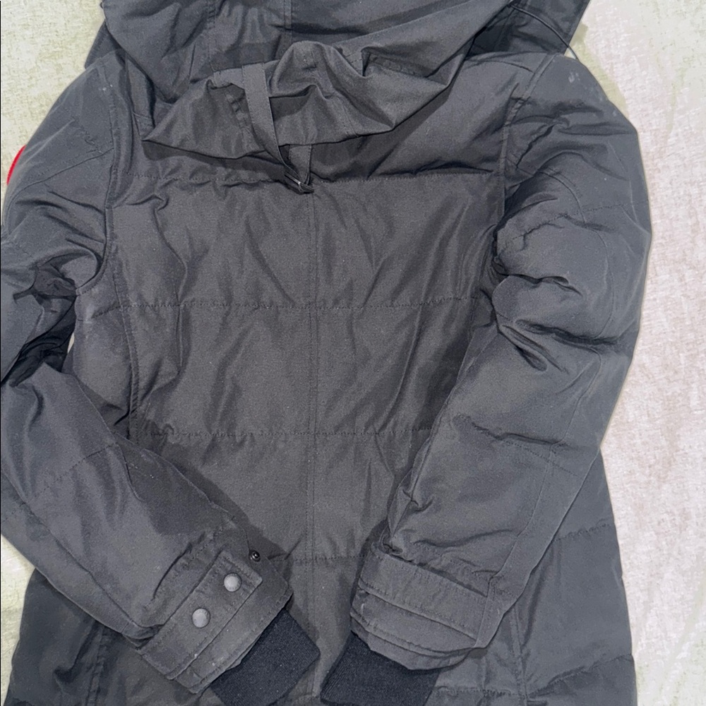 Canada Goose Women's Black Hooded Puffer Coat - Picture 5 of 6